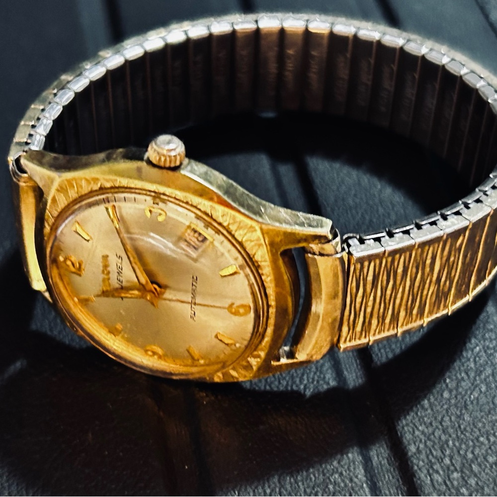 Rare Vintage Mens Bulova M9 23 Jewels 10k Gold Mechanical Automatic Wrist Watch